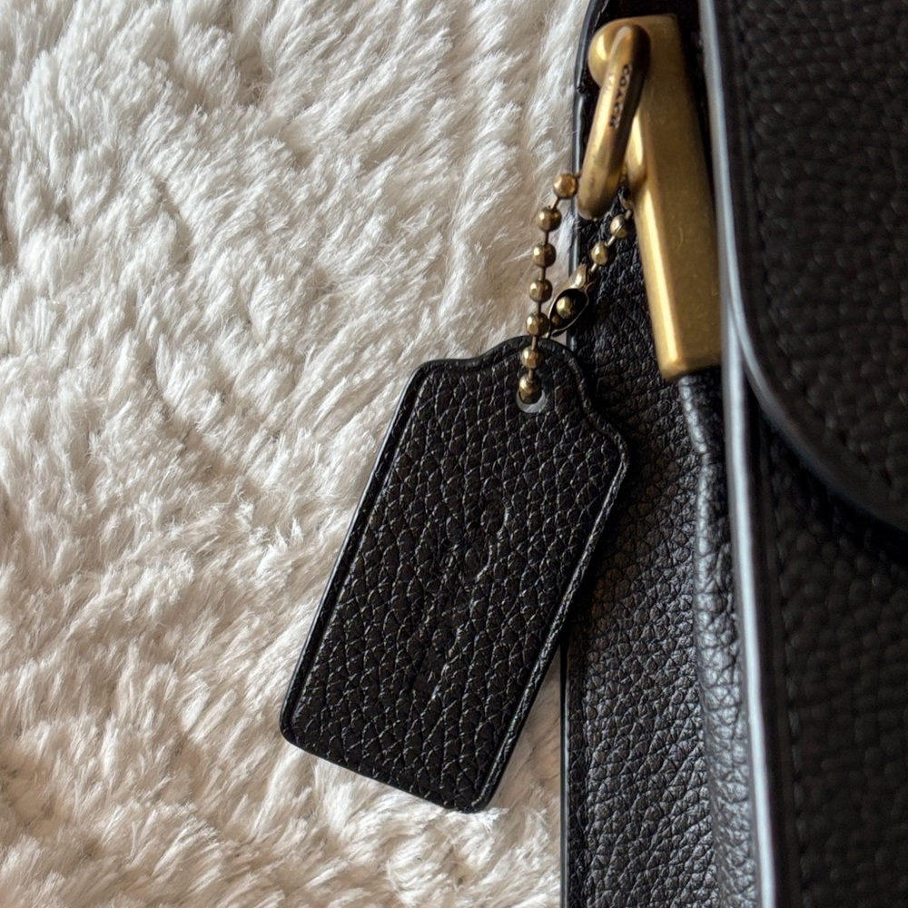 Coach Tabby - Picture 2 of 12